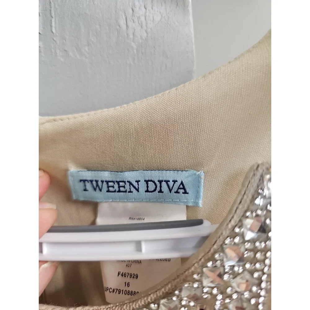 Tween Diva Girls Navy Blue Sequin Beaded Formal Gown Dress Size 16 F467929